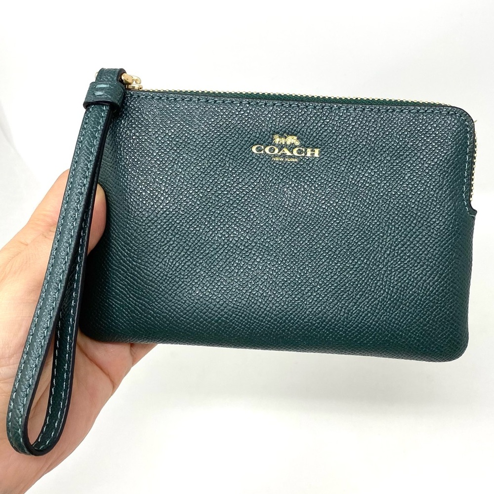 NWT Coach Wristlet
